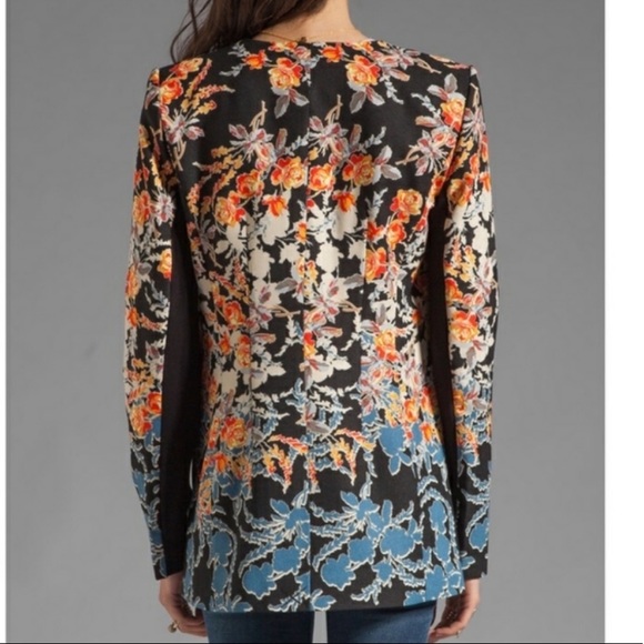 BCBG Floral Blazer - Picture 4 of 8